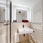 06 No 8a Boardinghouse